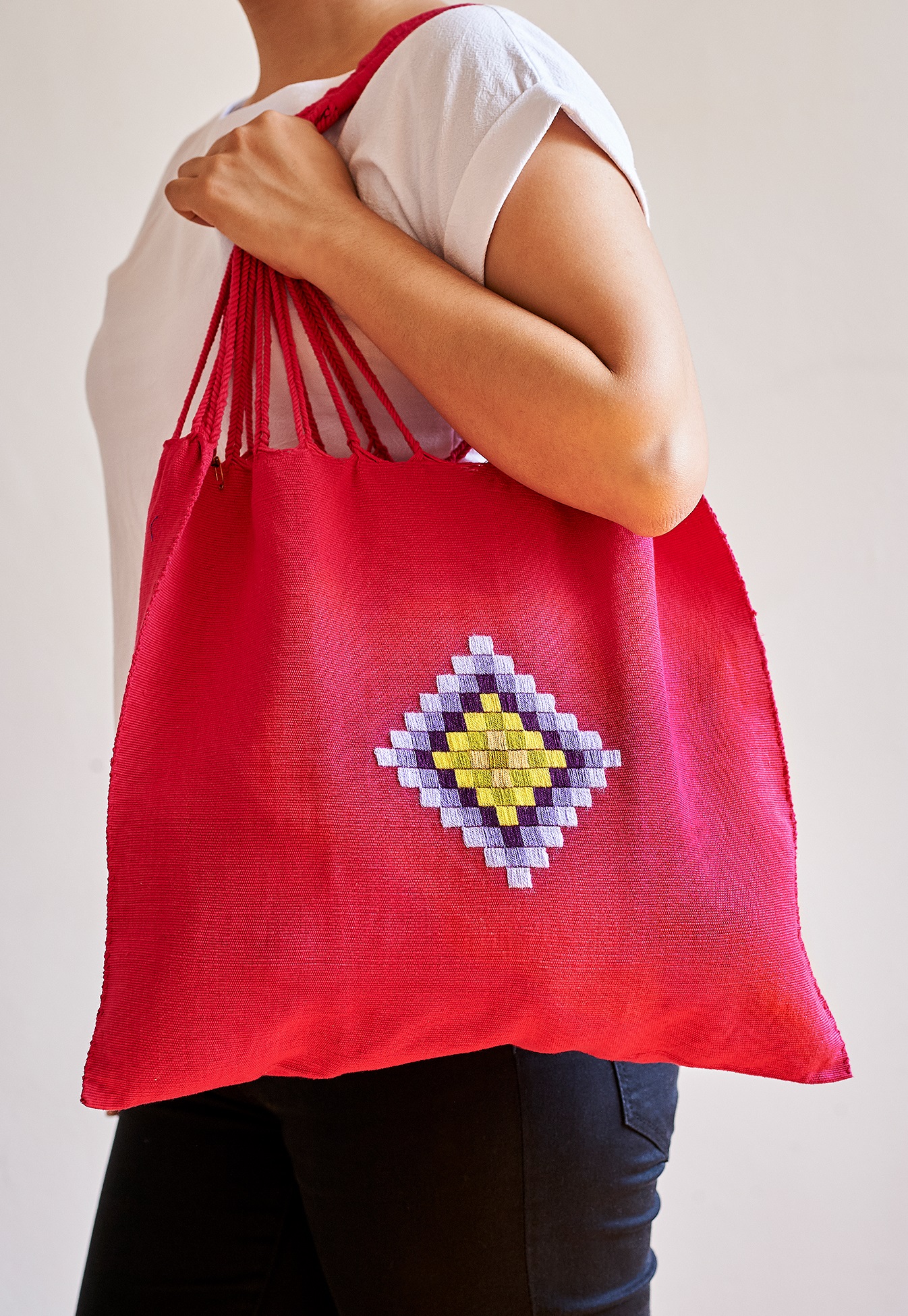 Bolsos de telar cintura con bordado tradicional Ch'ol