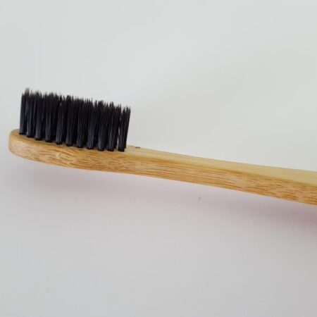 Cepillo de dientes de madera